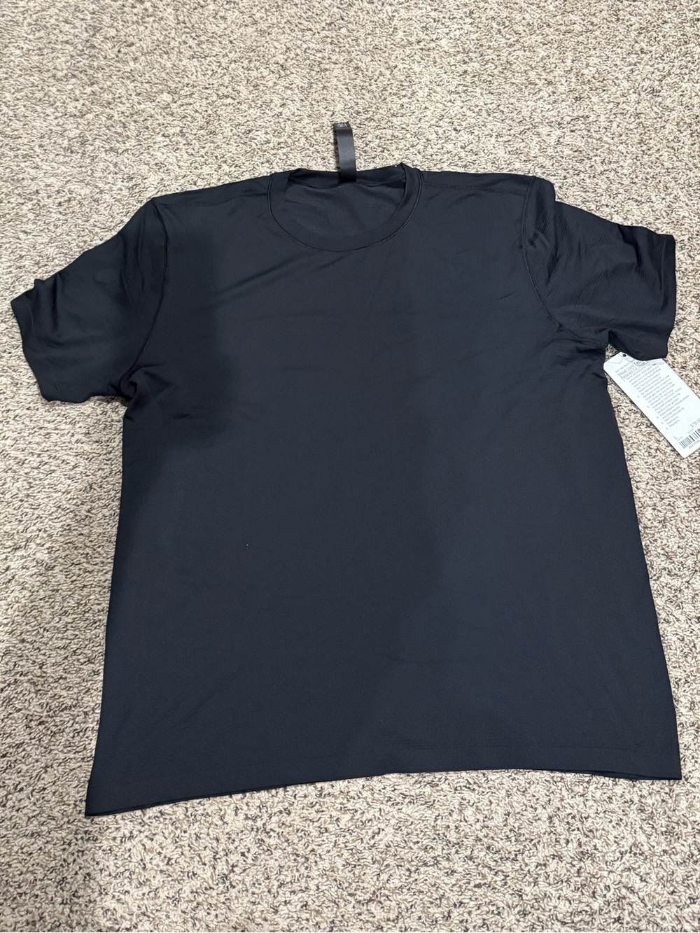 Lululemon Metal Vent Tech Relaxed-Fit Short-Sleeve Shirt - Picture 2 of 5